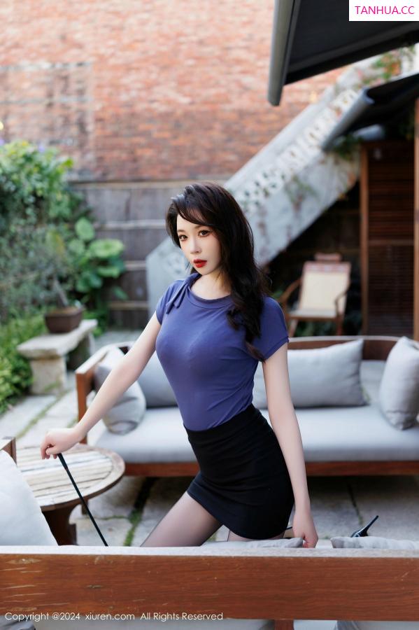 梦心玥  [XiuRen]高清写真图 2024.12.18 No.9619 梦心玥 黑丝美腿第17张图片